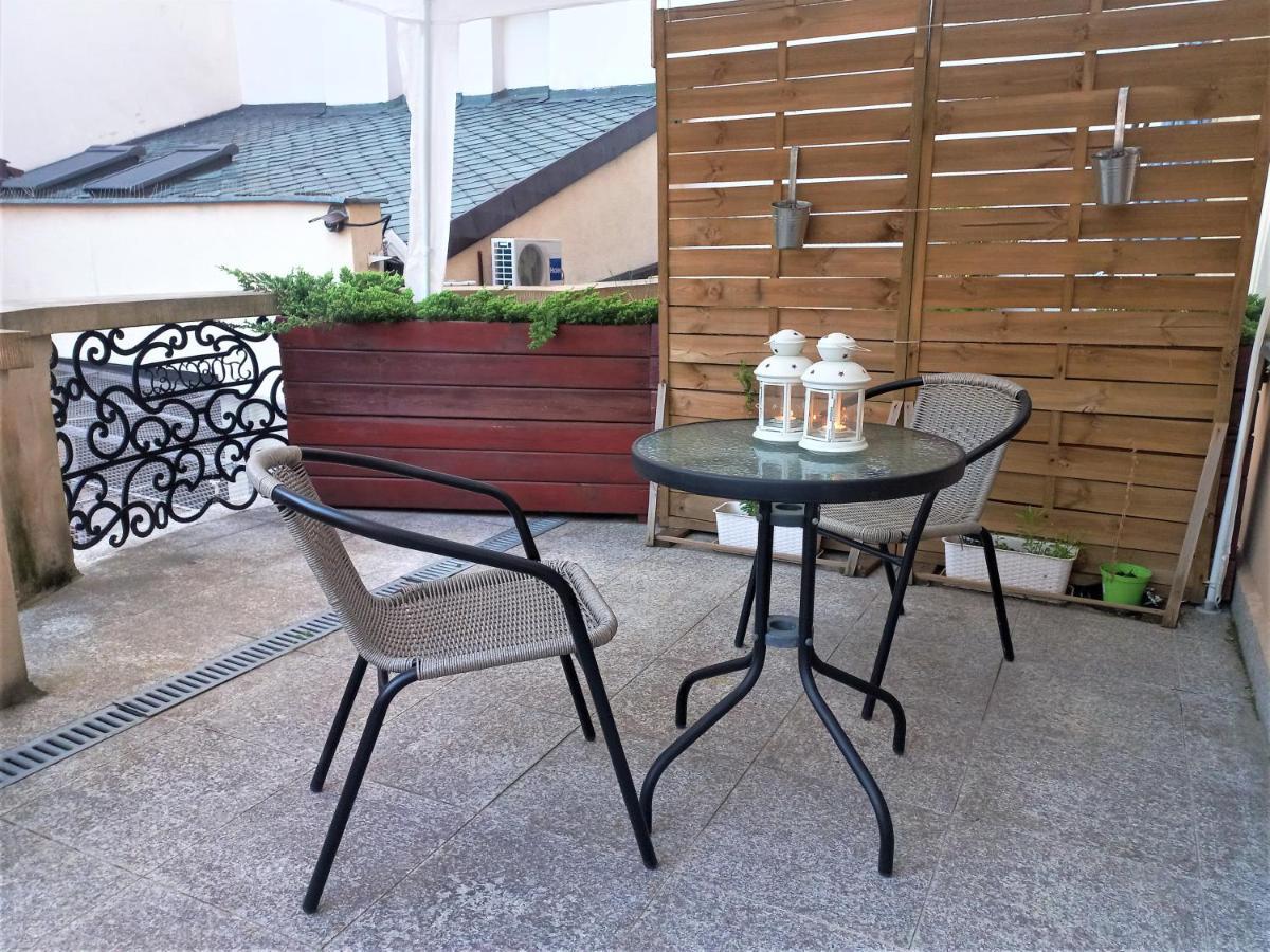 Neoapartments - Rynek Pod Gryfami Apartment *